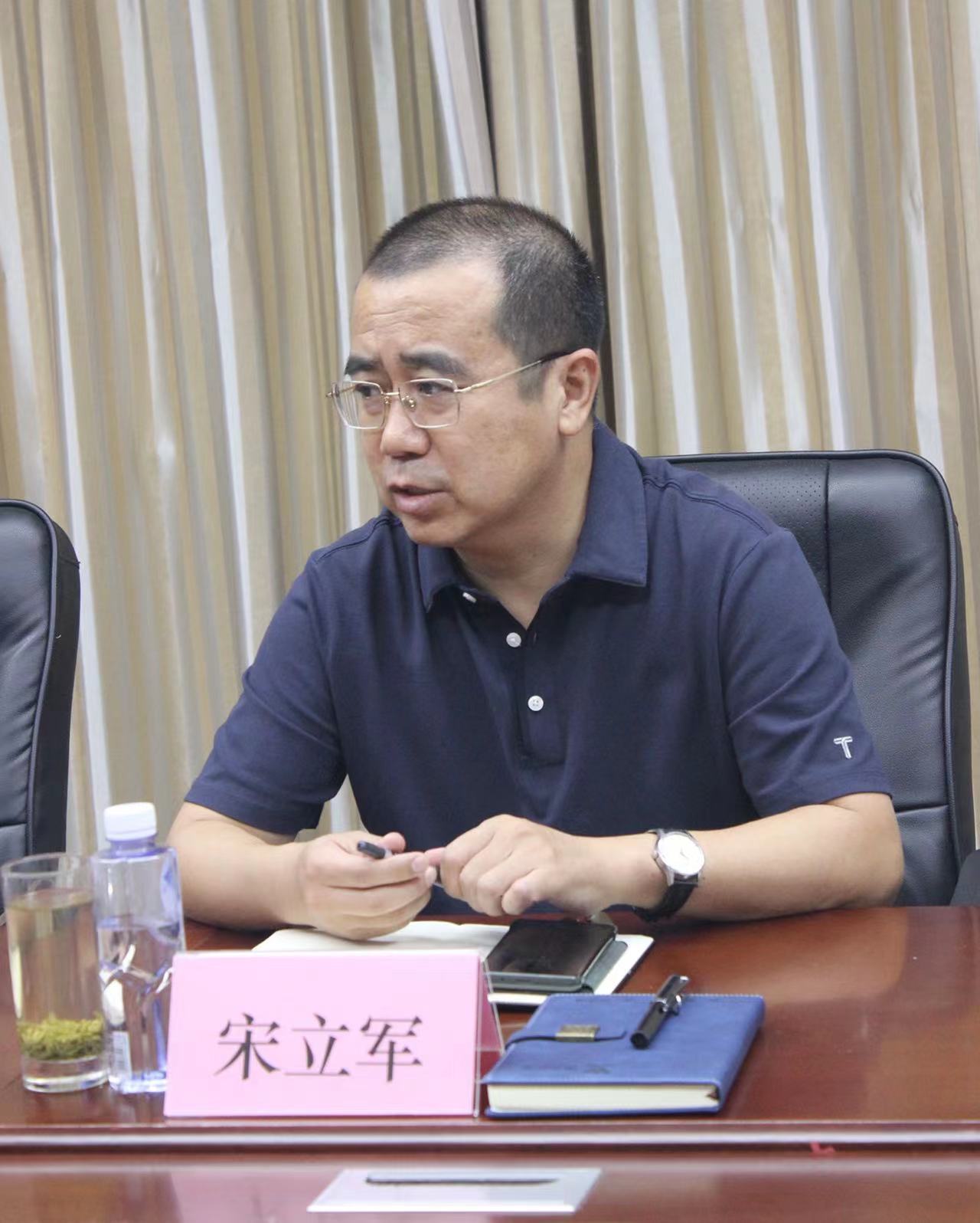 红桥区市场监督管理局一行领导莅临微仪光电考察调研 红桥区市场监督管理局一行领导莅临微仪光电考察调研