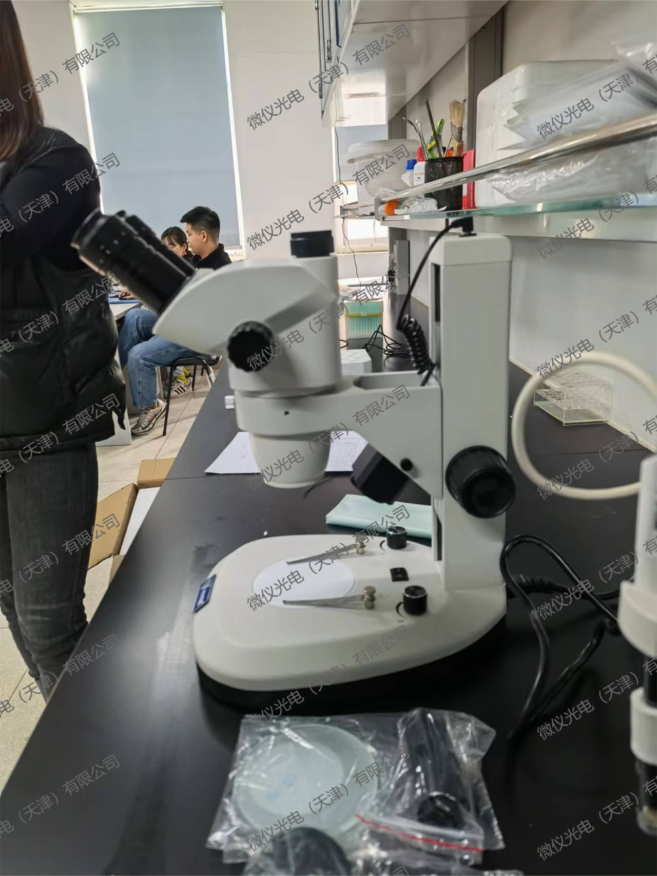 The School of Pharmacy at Nankai University procured the WYT-ET stereomicroscope for crystal screening The School of Pharmacy at Nankai University procured the WYT-ET stereomicroscope for crystal screening